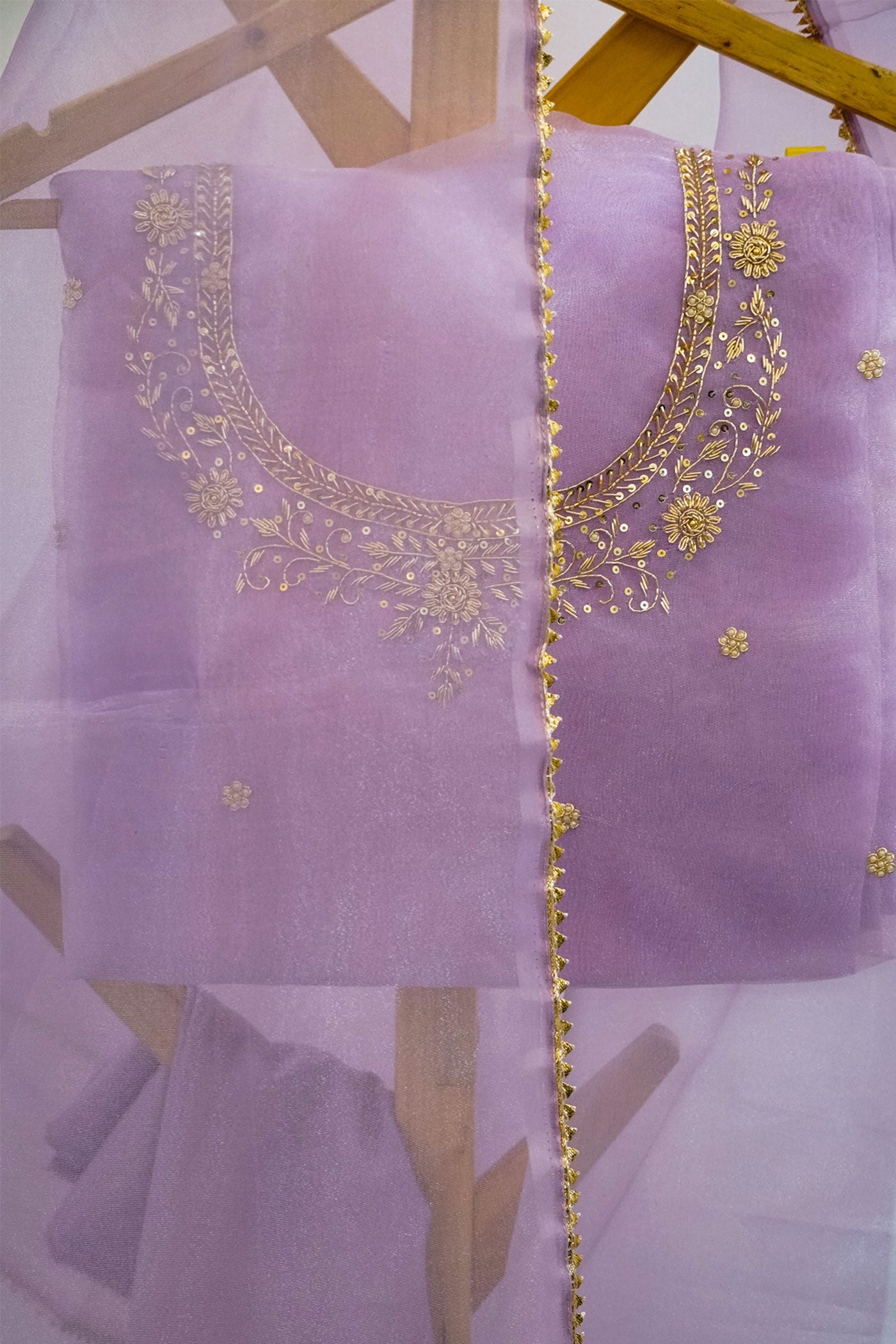 Lavender Unstitched Suit with Handcrafted Zardozi and Pearl Work