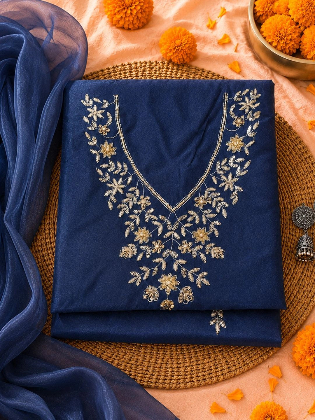 Nilofar Unstitched Suit Set with Floral Zardozi Work