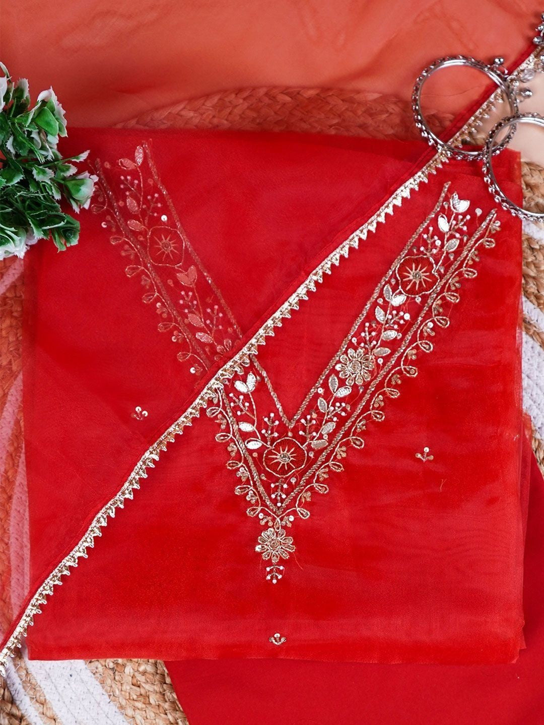 Sindoori Gulrosh Floral Zari & Resham Thread Suit Set